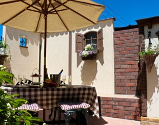 屋上の南欧風パティオ