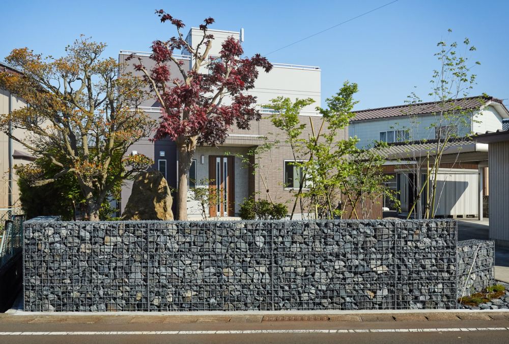 和庭をリノベーション 和モダンな外構デザイン ガーデンスタジオ雅楽庭 新潟の庭 ガーデニング 外構 エクステリアデザイン工事 和庭をリノベーション 和モダンな外構デザイン ガーデンスタジオ雅楽庭 新潟の庭 ガーデニング 外構 エクステリアデザイン工事