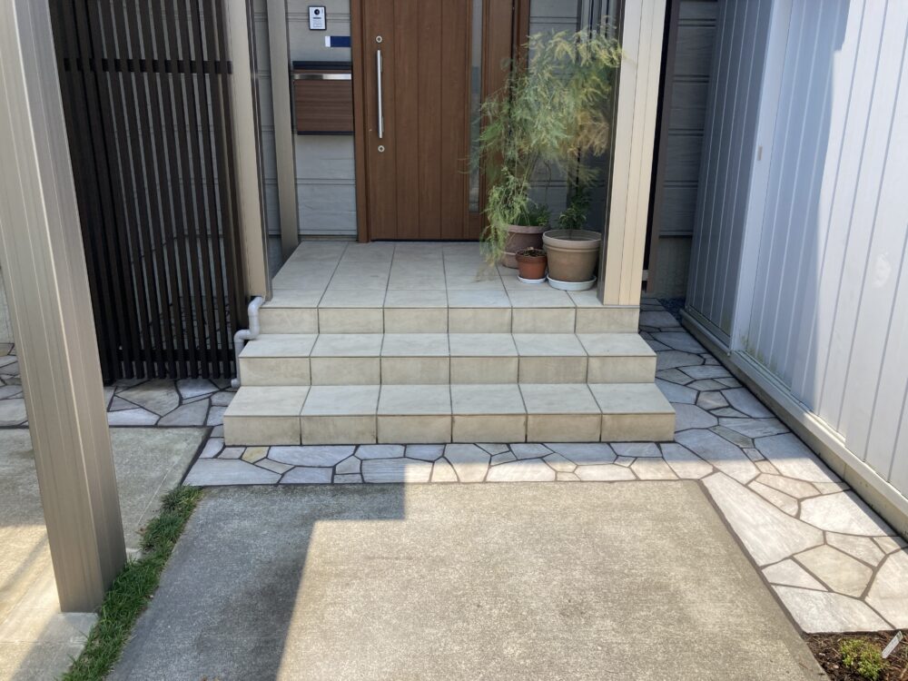 毎日の生活がストレスフリーに。美しい玄関周り。